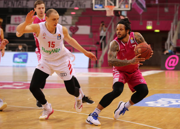 局和第二局 局和第二局