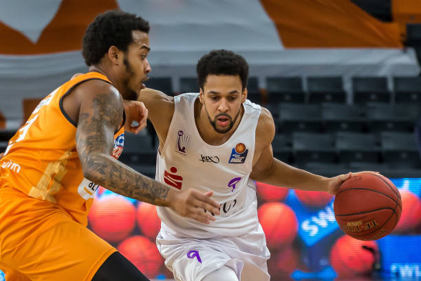 传统团结起 传统团结起